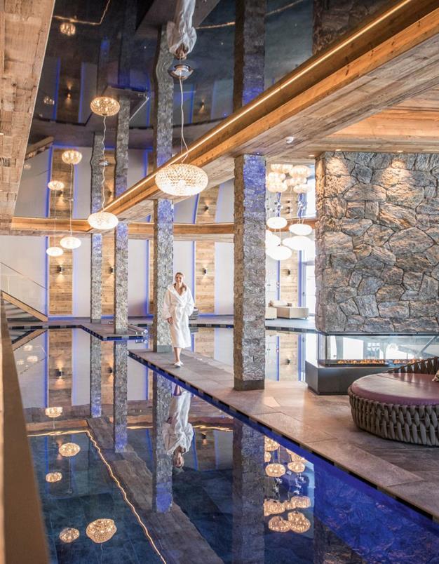 plunhof-acqua-minera-schwimmbad-innen-5499