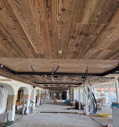 holzdecke-speisesaal