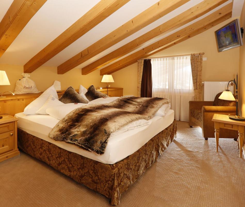 plunhof-tobias-suite-7